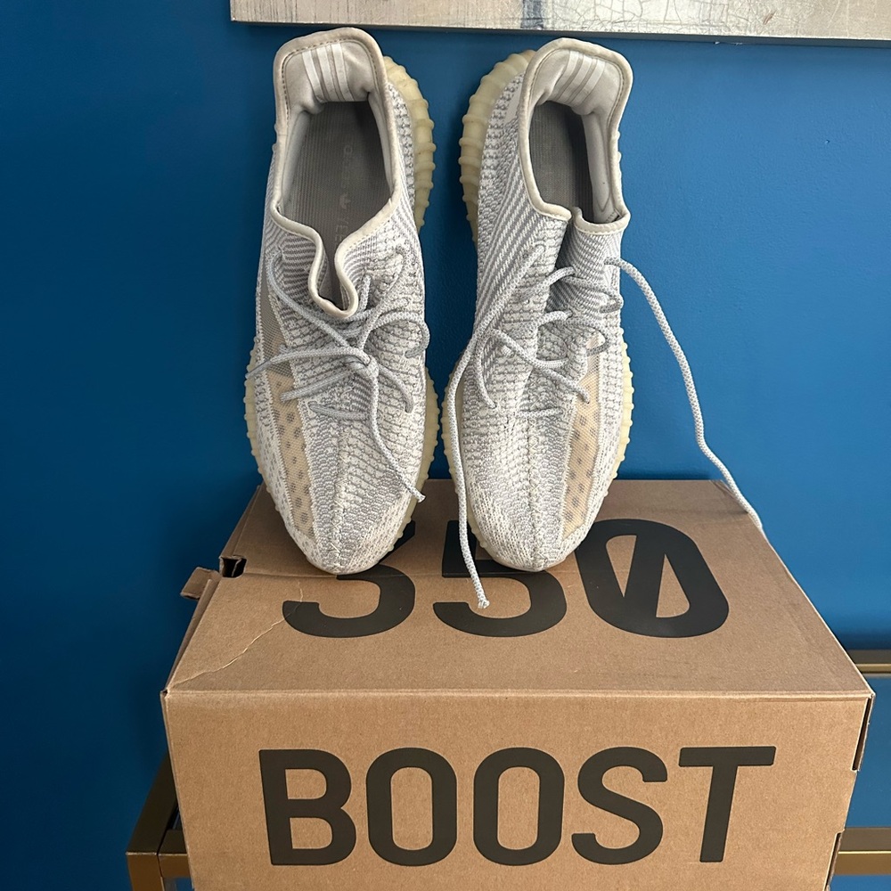 2019 Adidas Yeezy Boost 350 V2
'Lundmark Non-Reflective' Used with box